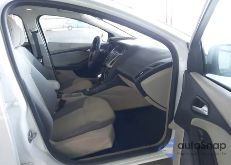 2014 Ford Focus Se из США, поврежденный, VIN 1FADP3K2XEL177020